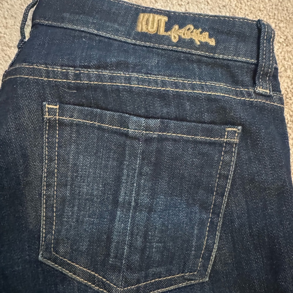⭐️ Kut From the Kloth women’s Catherine boyfriend jeans size 6 - Picture 3 of 5